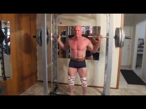 Dean Colfax squat Bodybuilder weight lifting 385 fitness posing competitor athlete