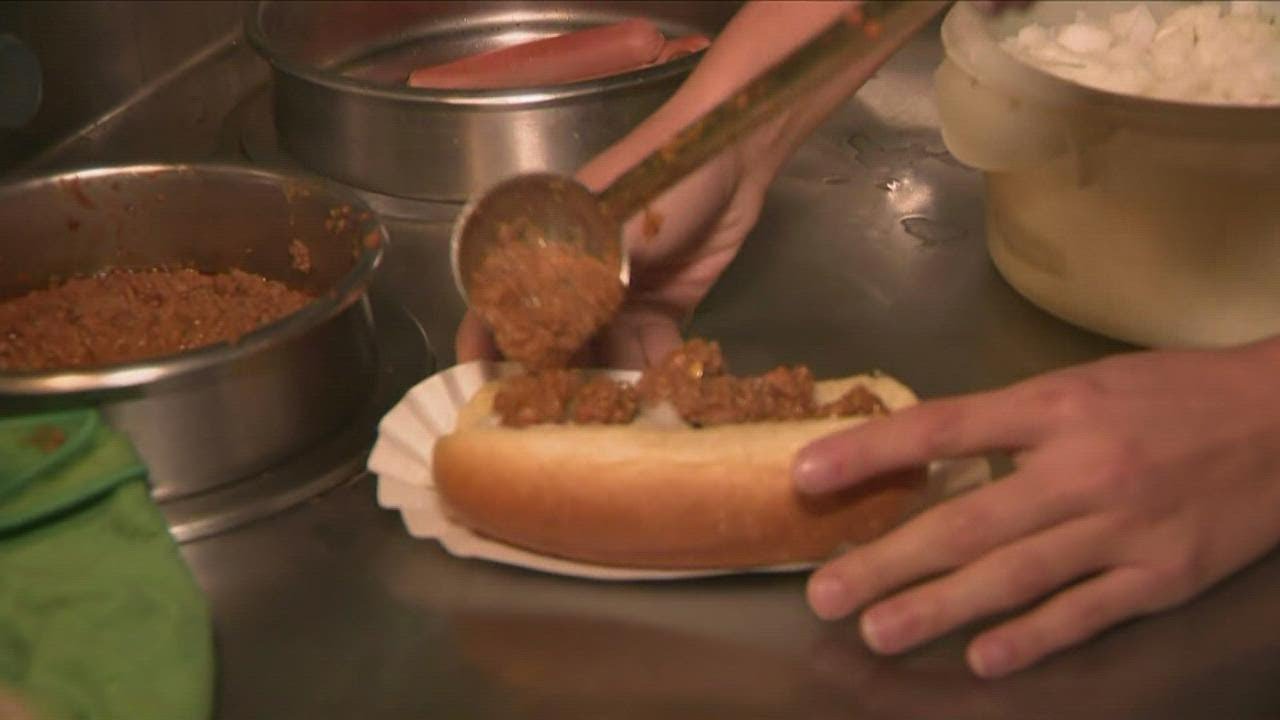 Game of the Week The Chili Hot Dog at the Vienna Inn YouTube