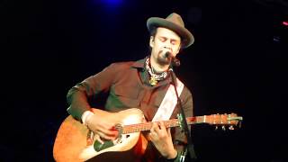 Video voorbeeld van "Michael Franti Trio - Take Me Alive"