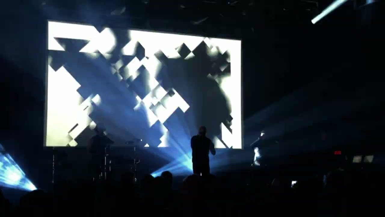 Front 242