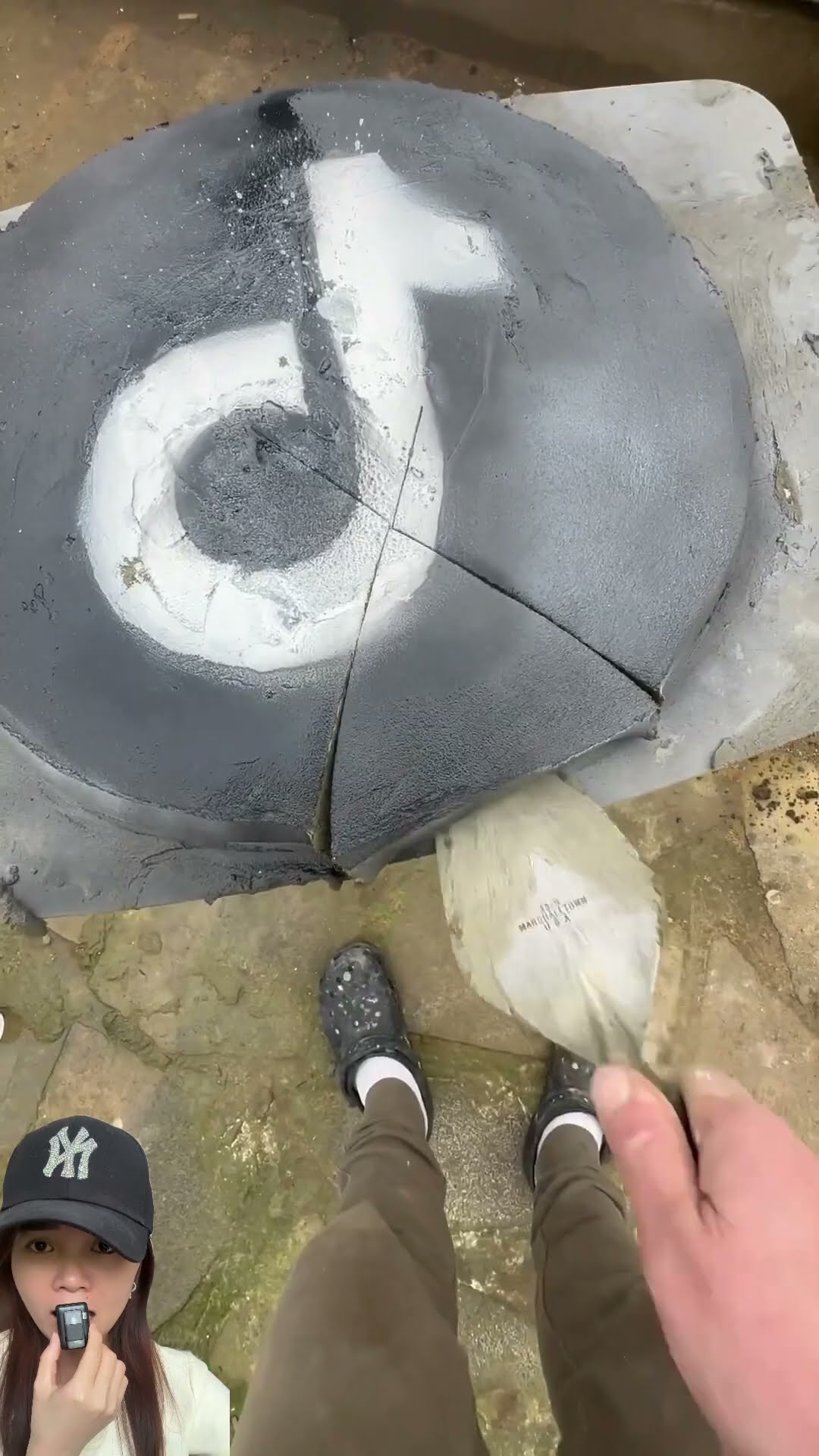 Kue tiktok rasa semen ⁉️