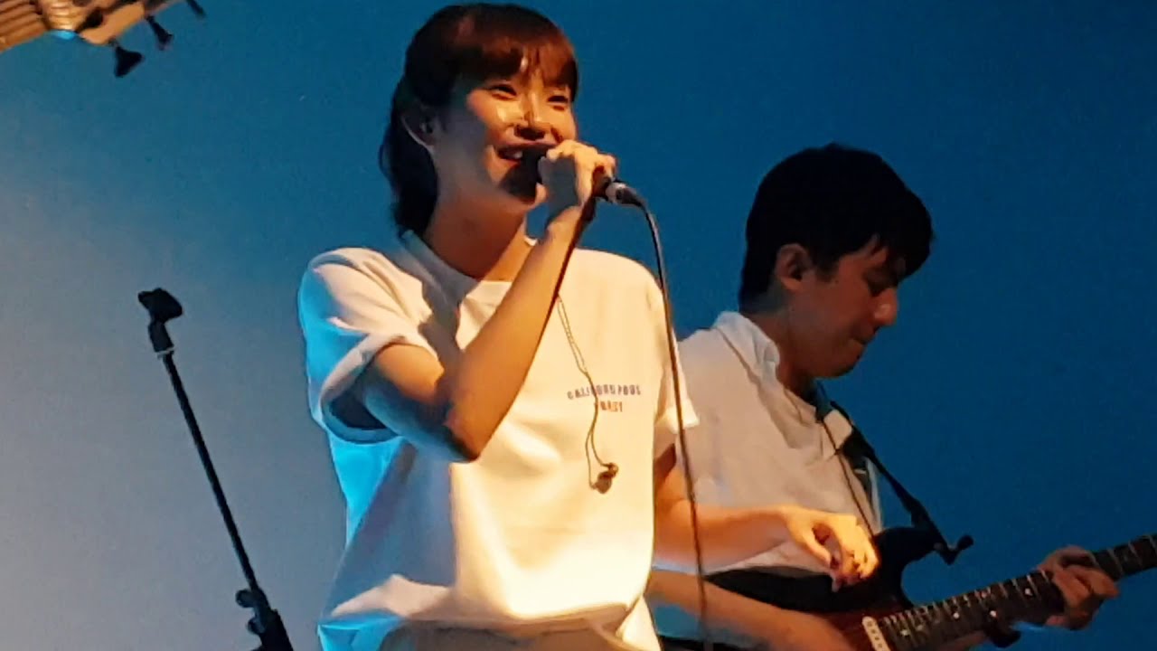 190622 민수 - 춤 @ 디 뮤지엄 한남살롱 민수는 혼란스럽다 - YouTube