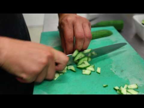 Video: Hvordan Bruges Fordærvede Grøntsager Og Frugter?