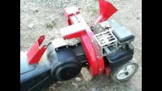 MTD yard Machines 3- way chipper shredder 2 5hp Briggs change blades cold start chipping wood.