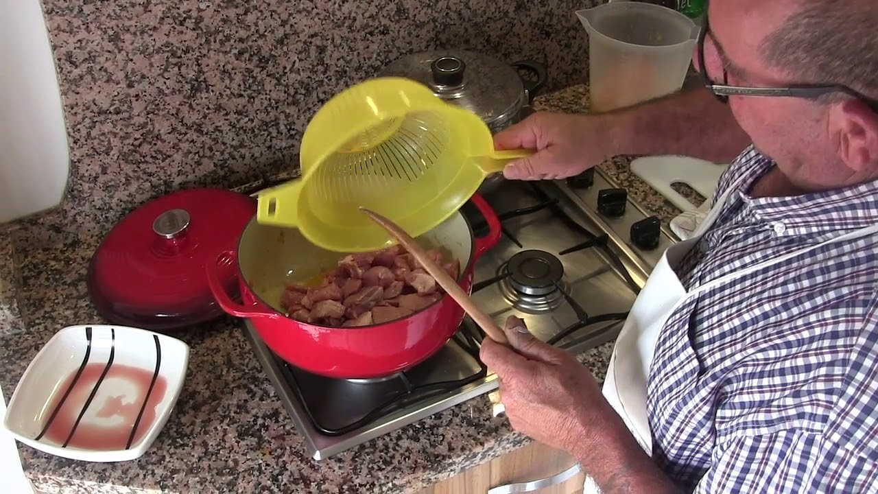 Cabezada en salsa caldereta