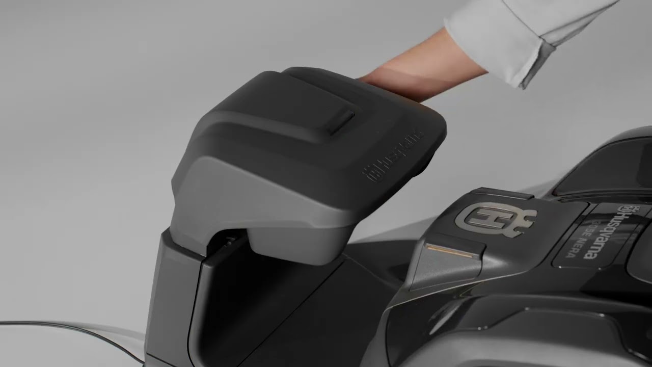 How to place Automower® 305E, 310E and 320 NERA robotic mowers in the charging station