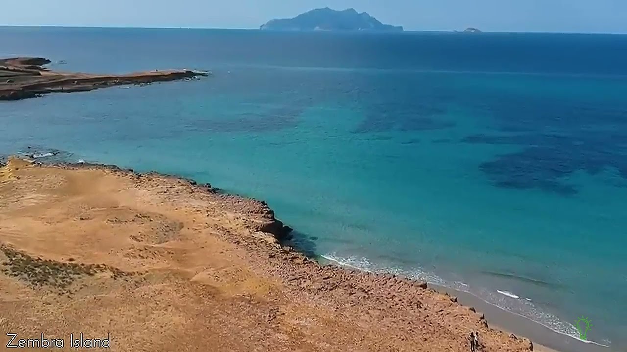 Le Cap Bon vu du ciel accompagné par un excellent morceau du Malouf Andalous Tunisien