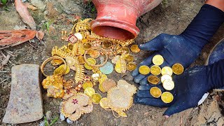 Mysterious Treasure Found full of Gold and Jewels hunted by Metal Detector