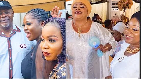 Watch as Yinka Quadri shuts down Ikrodun on his birthday. dances with his children & colleagues.