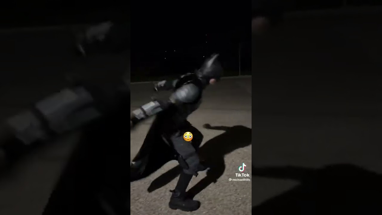 Short - BatMan Gets Caught Doing The Griddy 😈 - YouTube