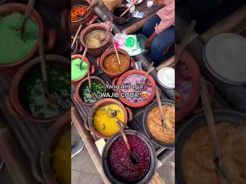 Video: Makanan Jalanan di Indonesia yang Wajib Dicoba untuk Makan Hemat