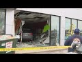 Scary moment as car crashes into Chicago daycare