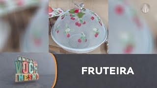 Proteja suas frutas: faça uma fruteira aramada usando a técnica de decoupagem