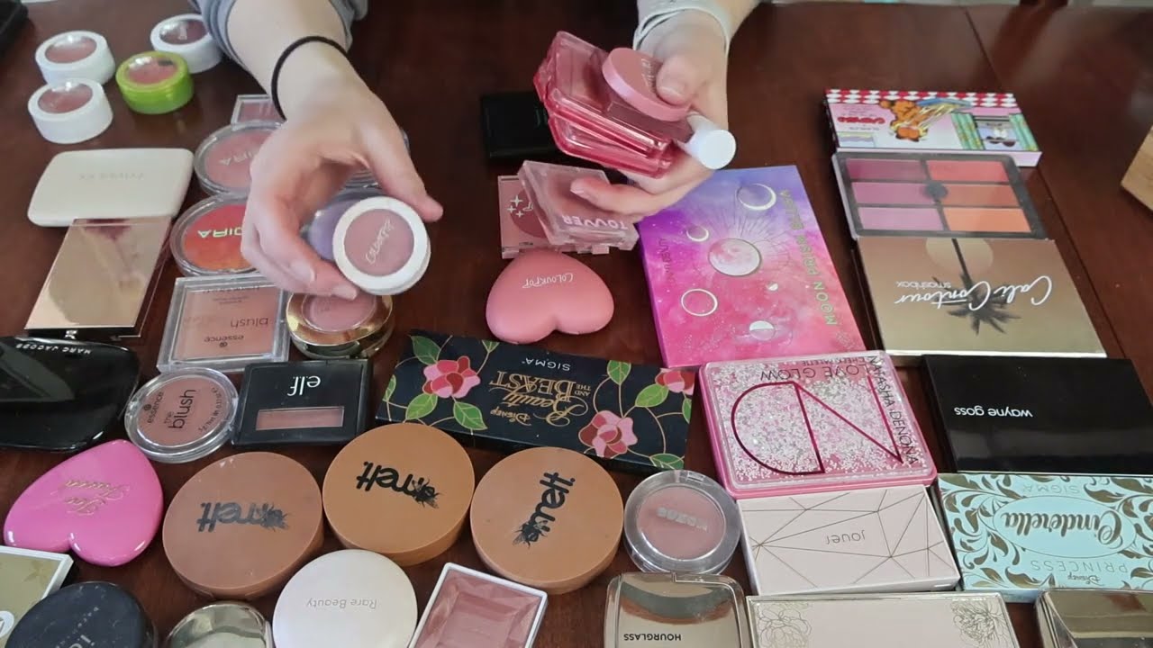 Blush Declutter 2025