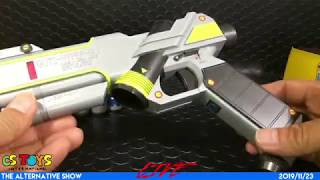 BOXED] Ultraman Tiga: Guts-Hyper-Gun - YouTube
