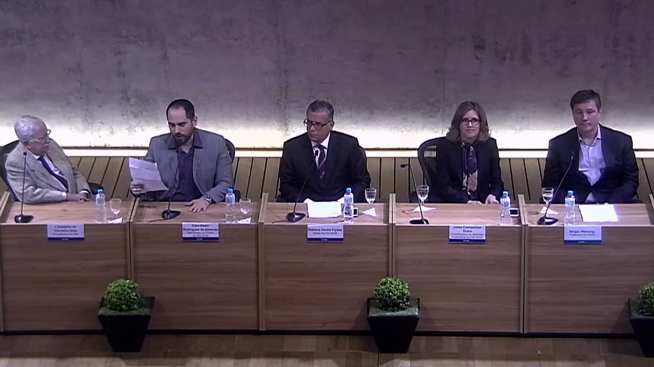 law of supply and demand Formatura da Pós-Graduação da FGV EPGE