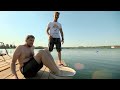 Как всплыть с тазом цемента на ногах? Try swimming in cement shoes.