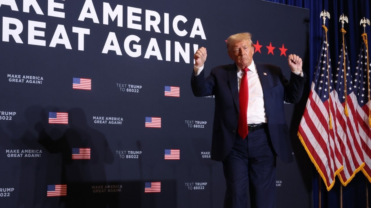 Donald Trump dances at event before Super Tuesday victory - YouTube