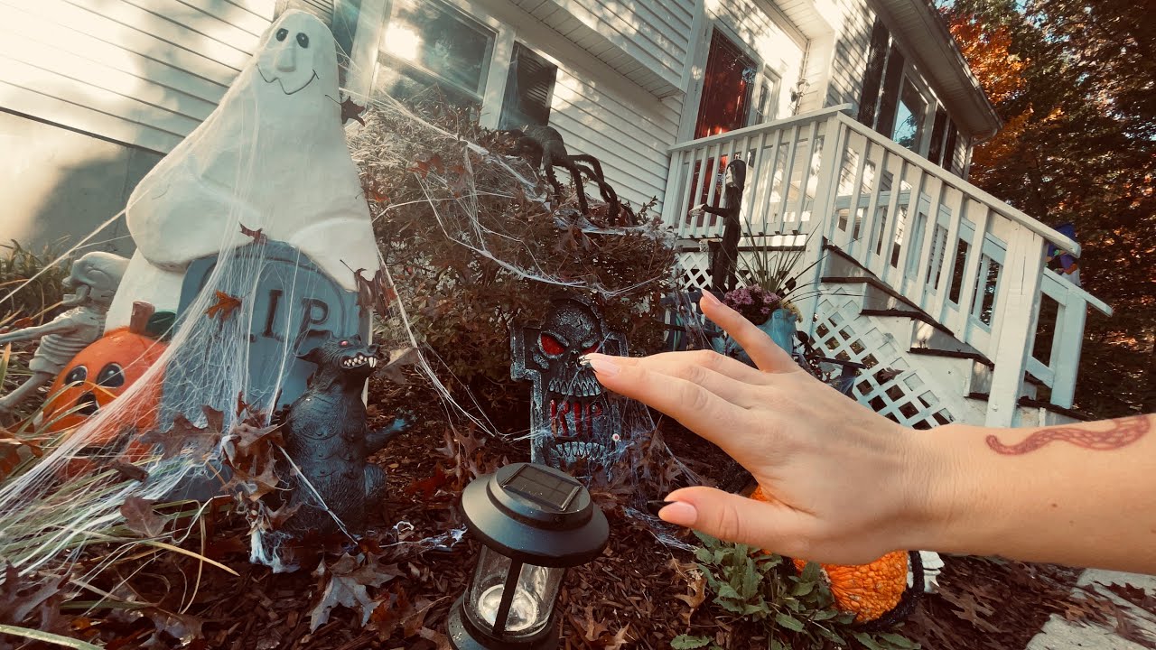 ASMR! Halloween Decorations! 🎃❤️🍁￼