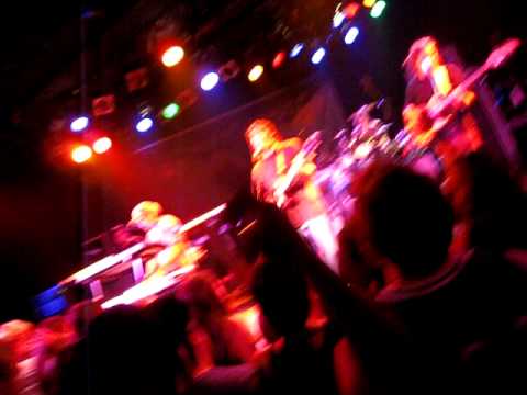 TRIBAL SEEDS @ THE ROXY (BRIGHT SIDE TOUR)PERFORMING " MICHAEL JACKSON TRIBUTE/ AWAY "