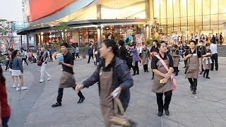 Un violent séisme ébranle la Thaïlande