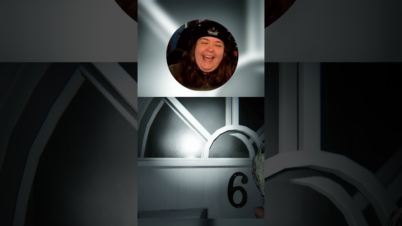 Did My Mom Survive Her First Ghost Hunt In Phasmophobia? 😱