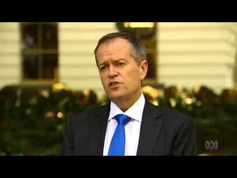 Politics in schools: Bill Shorten calls curriculum review distraction from education cuts