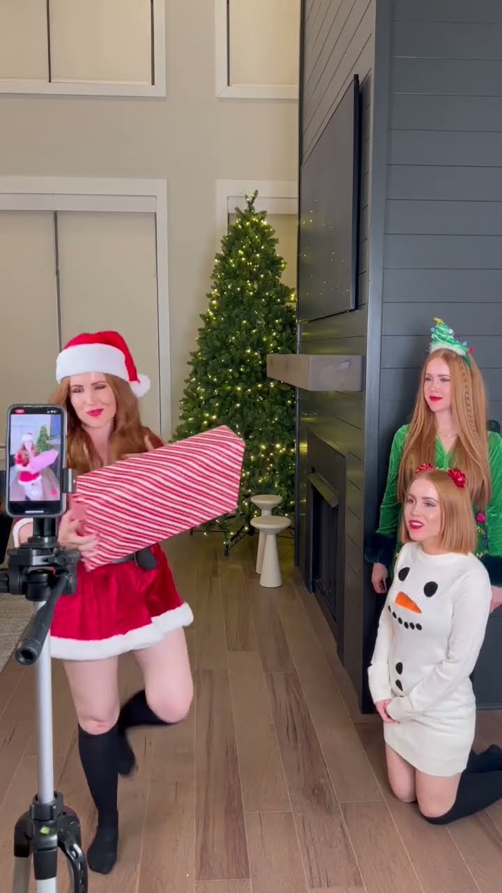 who loves CHRISTMAS ? #christmas