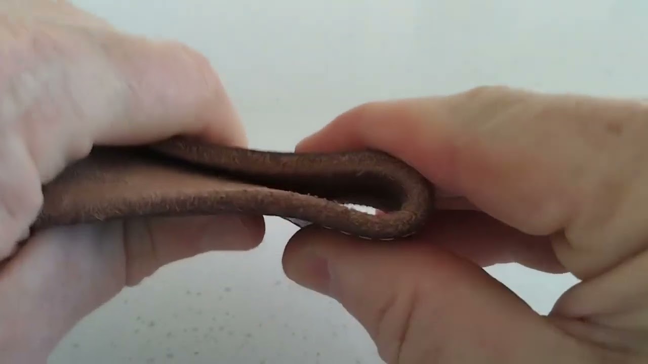 Brown Genuine Leather Mens Belt – Close-Up Detail, Stitching, Buckle & Cowhide