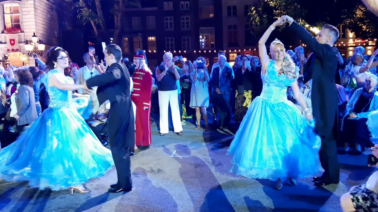 Andre Rieu Dancing Andre Rieu Ballroom Dancers Maastricht 05/07/2019 - YouTube