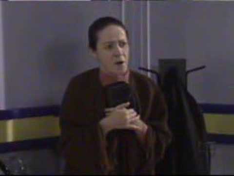Chabela Padre Ramon Chabela se la sacude al padre Amaro - YouTube