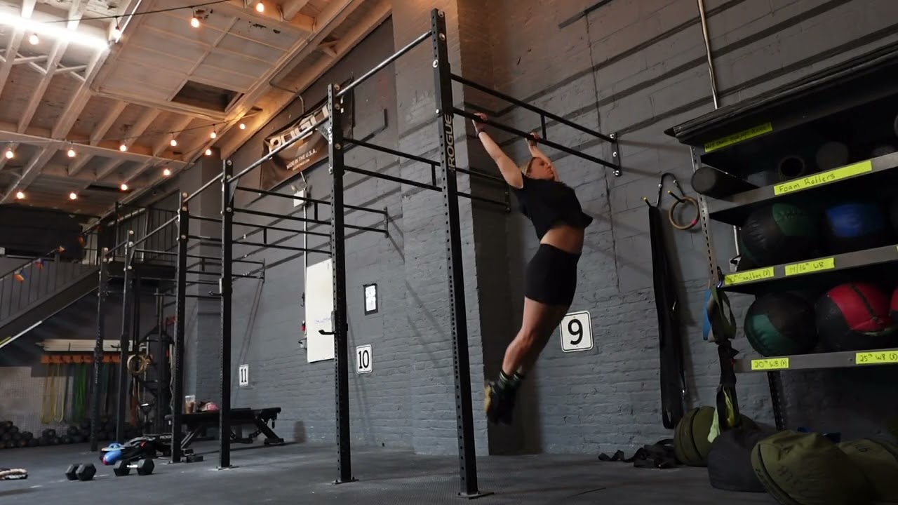 Kipping Chest To Bar Pull Ups