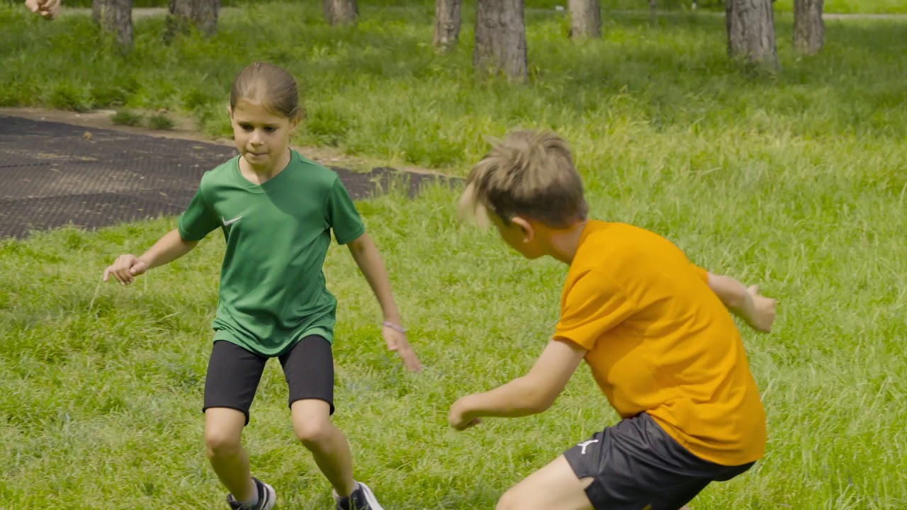 hohes C Laufcoach: richtiges Lauftraining für Kinder
