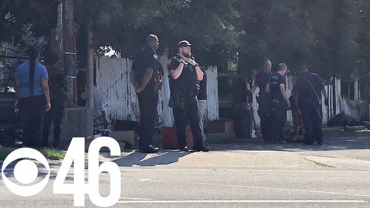 homicide-investigation-underway-on-donald-lee-hollowell-parkway-in-nw