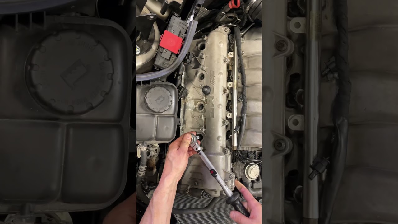 Maintenance on the legendary 6.2 AMG engine😍 