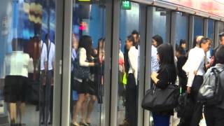 (速速逃離) 港鐵 ISL M-Train A256/A149 駛經金鐘站三台 (不載客)