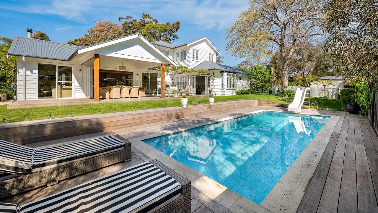 Hampton-Style Luxury with Family Grandeur - 13 Avoca Avenue, Mount Martha