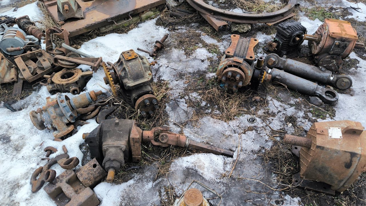 Продаж редукторів і багатьох інших запчастин +380978664708