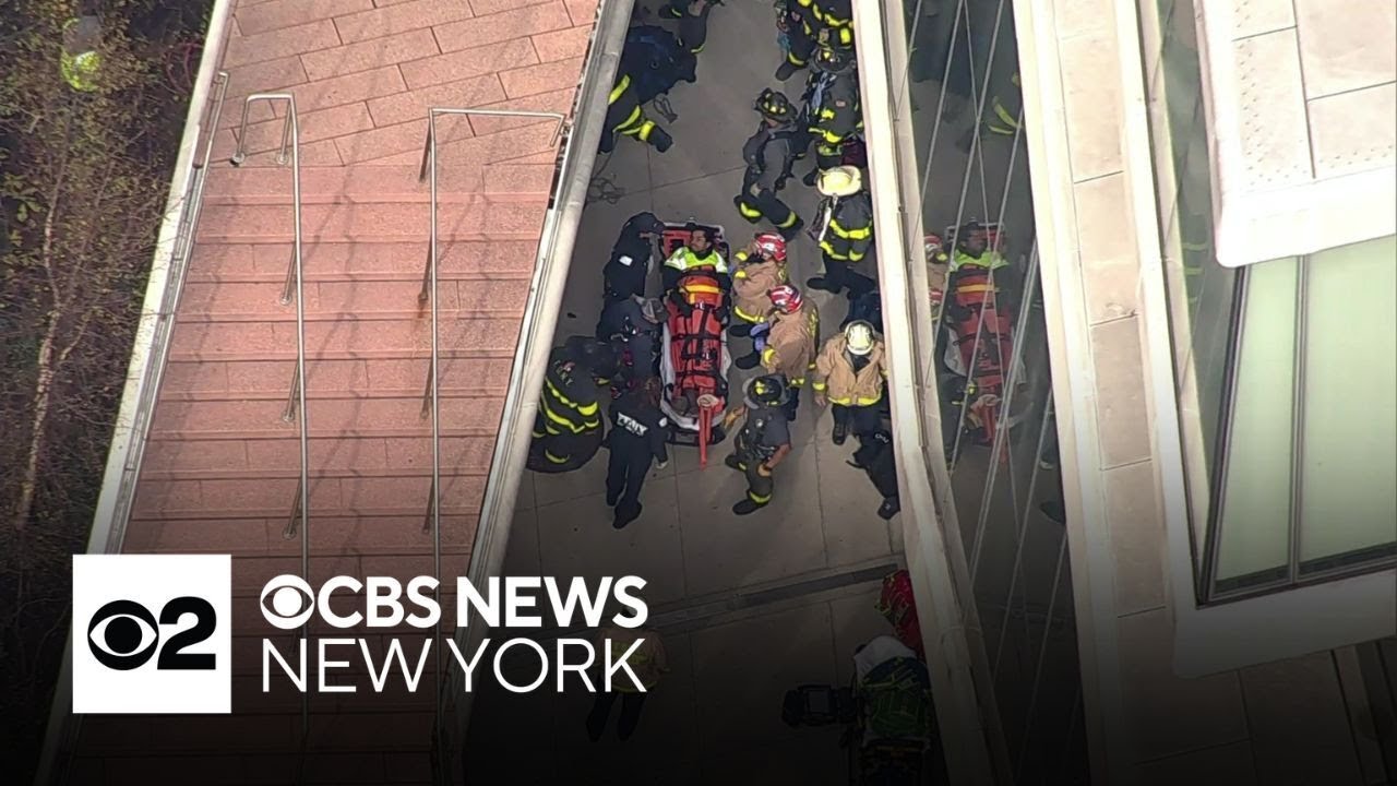 Man falls into manhole in Upper Manhattan