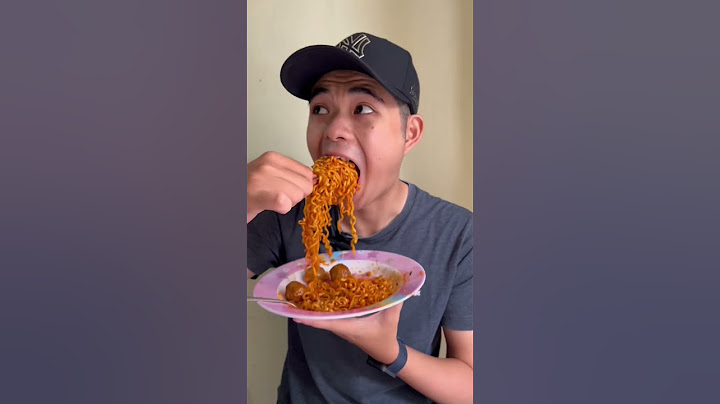 Makan samyang 4 kali suap mie pedas spicy noodle