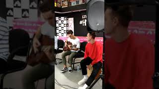 ROAM - The Rich Life of a Poor Man live acoustic