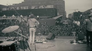 Alexandre Poulin - Comme des enfants en cavale (Vidéoclip officiel) chords