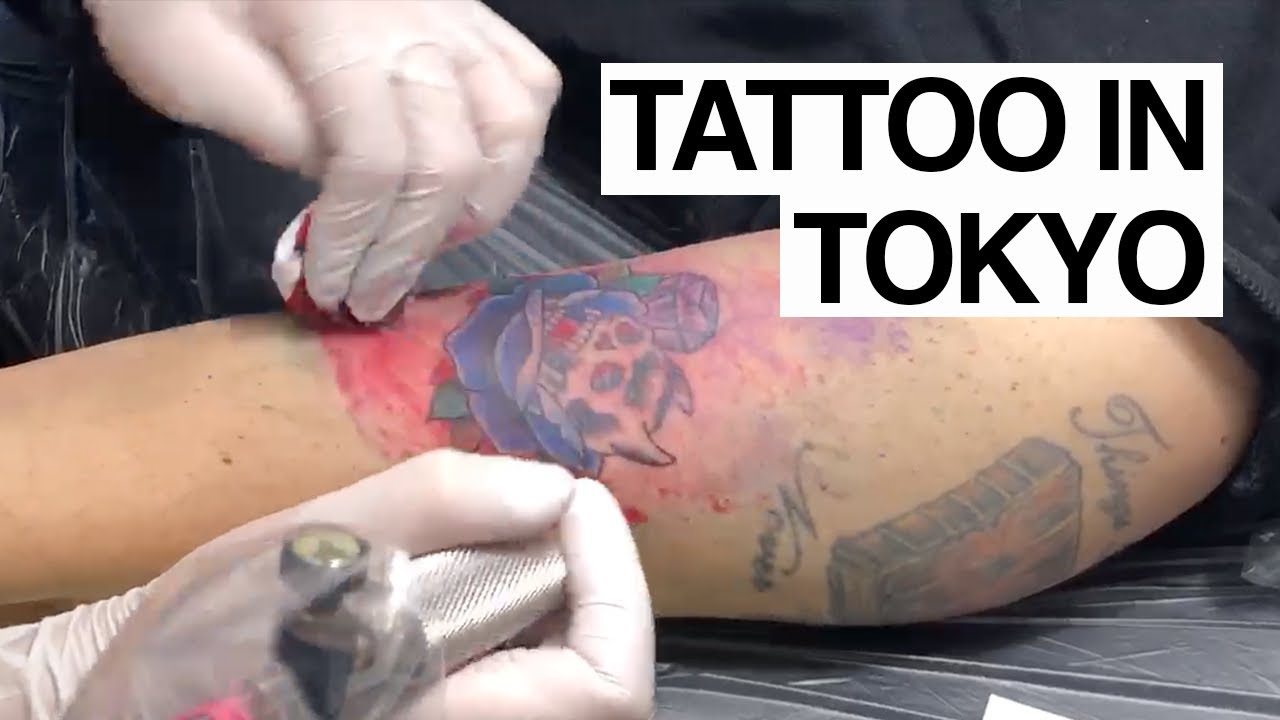 Japanese Couple Getting JoJo's Bizarre Adventure Tattoos in Tokyo