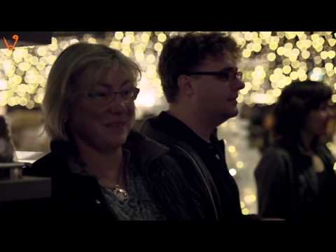 ერთი შეხედვით ეს უბრალო მაღაზიაა, მაგრამ შუქის ჩაქრობის შემდეგ ხდება სასწაული