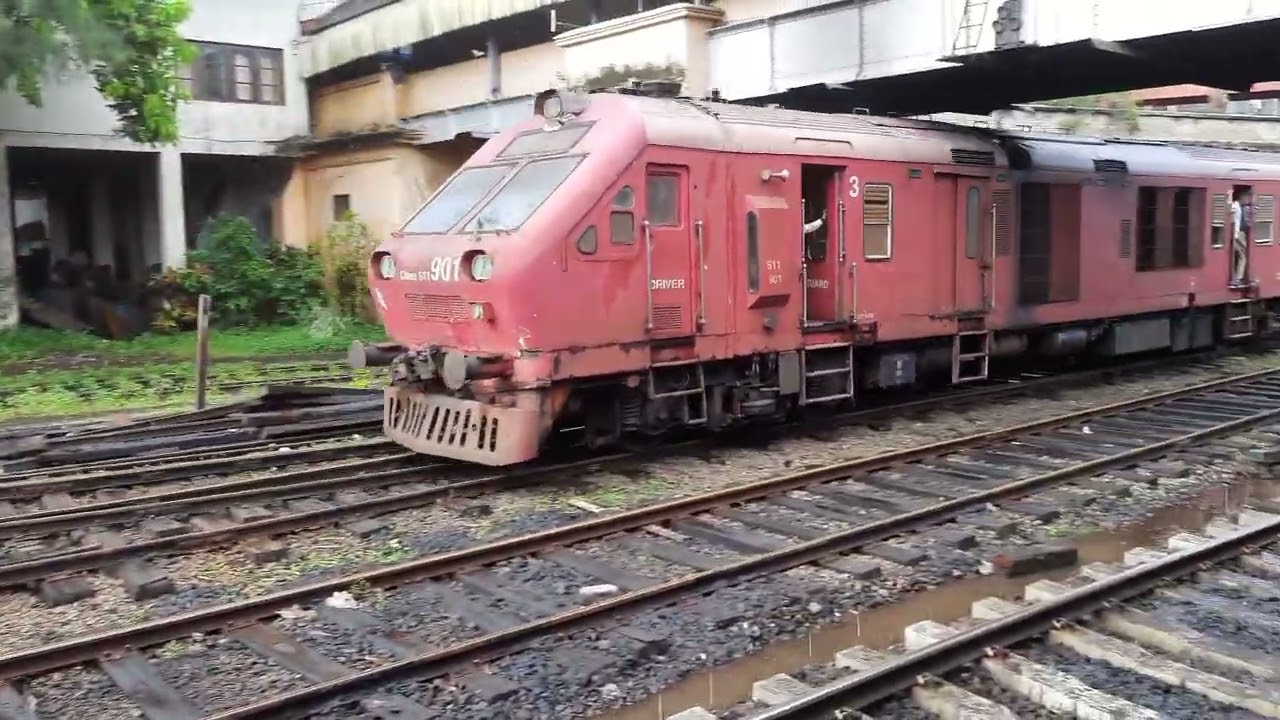 Maradana Railway Station train announcements collection - HD Video