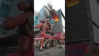 شاحنة ذكية لإطفاء الحرائق في دقيقة🚒♨🔥🔥