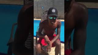 MC Neguin da BRC - Medley na beira da piscina