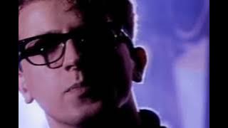 Nenhum de Nós -  O Astronauta de Mármore (videoclipe oficial)