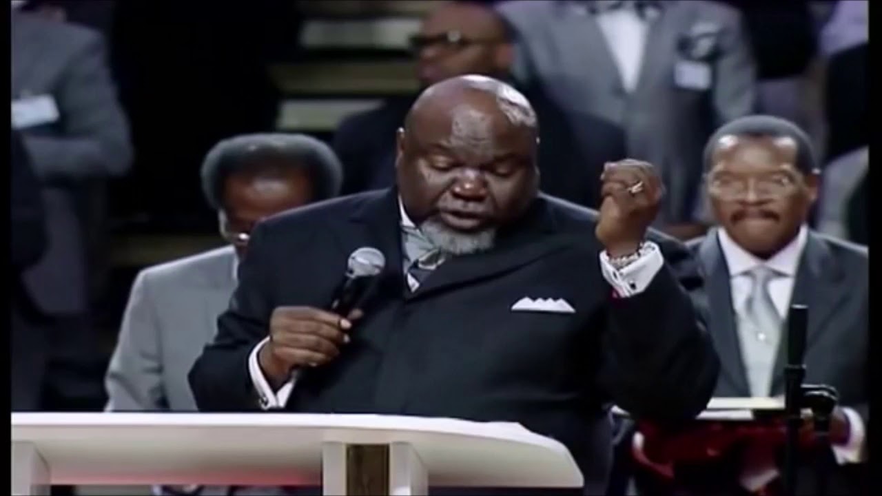Bishop T D Jake s Preaching Shift At The COGIC Holy Convocation In 