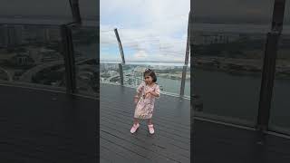 Marina bay sands skypark observation deck #singapore #marinabay #adrijaavani #saanchi
